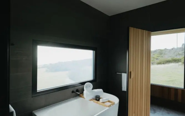 CABN Kangaroo Island Ocean View Private Off Grid Luxury Accommodation