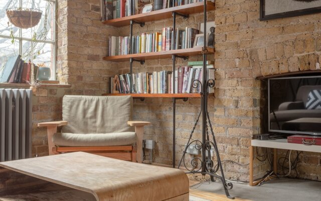 Stylish 2 Bedroom Flat in Southwark