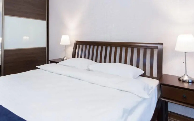 Roomer (Румер) на бульваре Мулявина 3