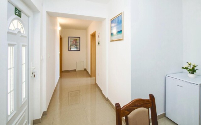 Awesome Home in Mali Rat With Wifi and 1 Bedrooms