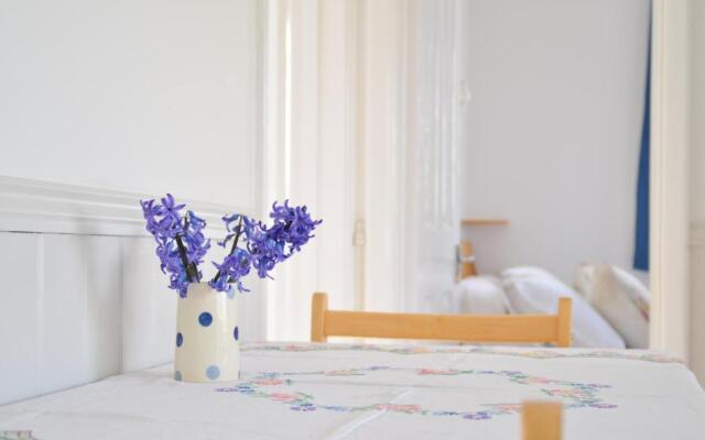 Lobster Pot, 66 Salterns Beach Bungalows, Seaview