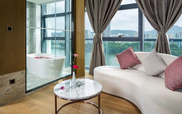 Sanya Shuang Da International Hotel
