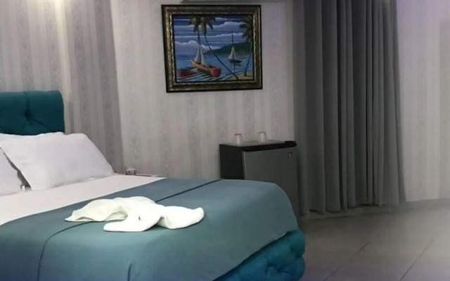Dinasty Hotel