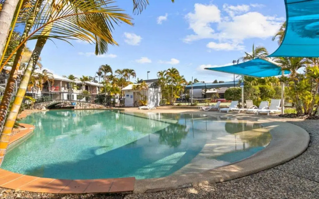 2 Bedroom Villa In Tropical Resort