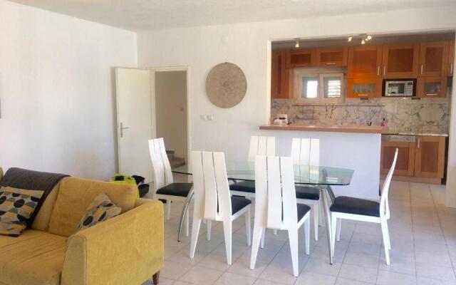 Apartments Lumbarda Bay