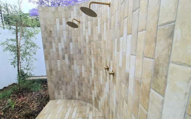 MINT Hotel 84 on Katherine