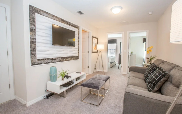 Beautiful Furnished Townhome w/ Private Pool!