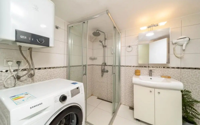 Missafir Exquisite Flat Near Hadrian s Gate