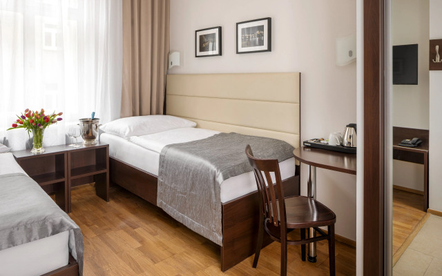 Hotel Unique