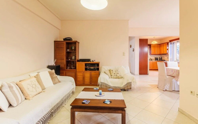 Spacious Urban Haven-family Home Perfect Location