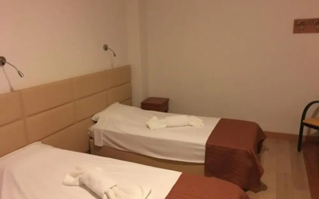 Aitheron Hotel Air Park