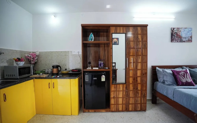Yellow Bells Studios and Suites