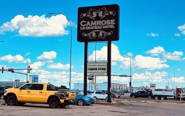 Camrose LeChateau Hotel