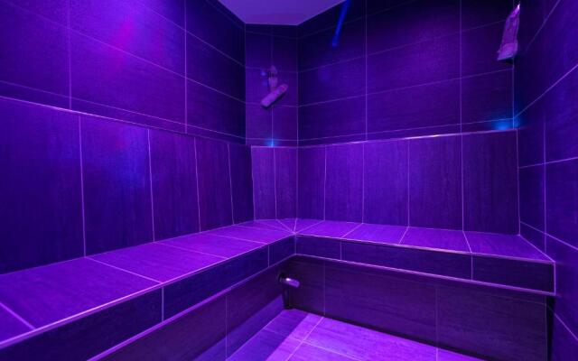 A CASA Rubin Chalet & Studio Resort