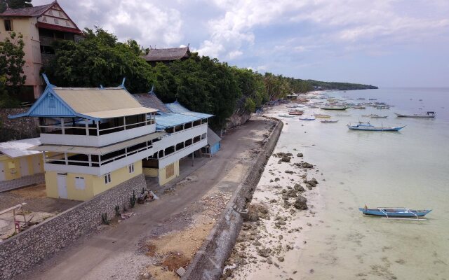 Phinisi Hostel Bira