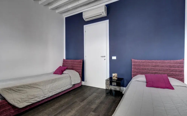 Biennale Apartment by Wonderful Italy