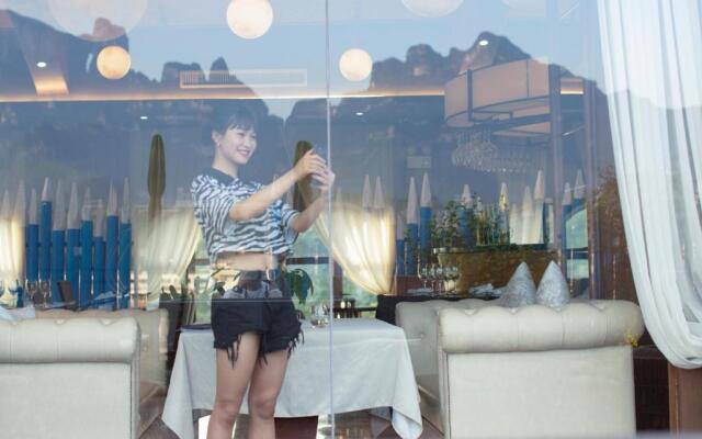 Xiao'en Castle Hotel Tianmenshan