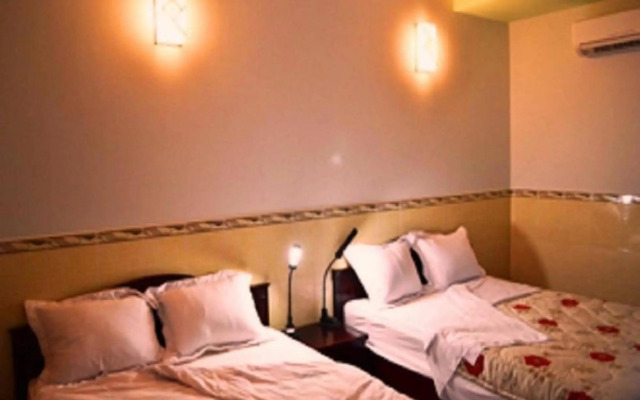 Oasis Hotel