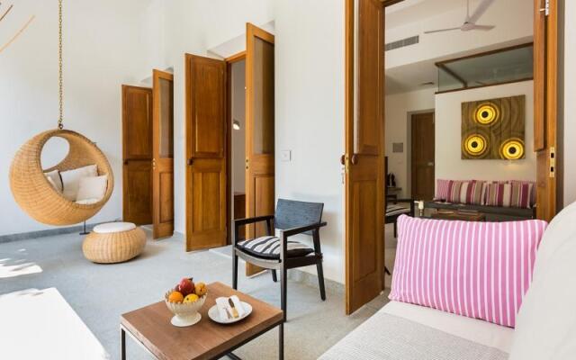 La Villa Hotel
