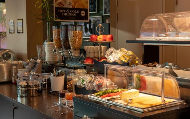 Hotel Docklands