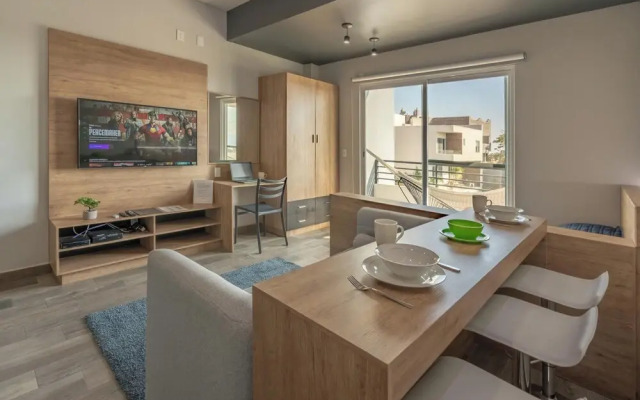 Loft with Pools and Rooftop Sky Bar