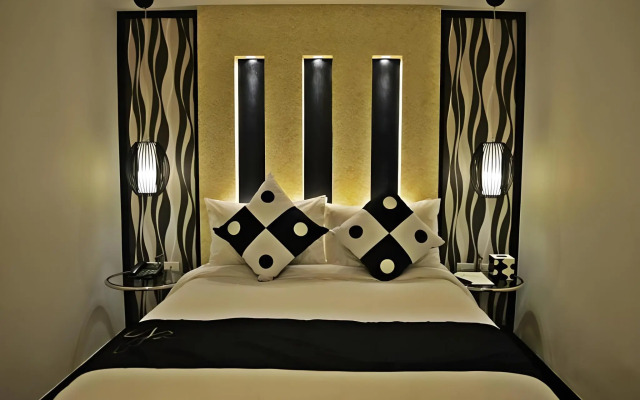 Y2 Residence Hotel