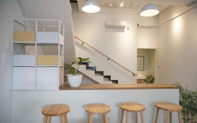 Lantai Dua Jogja - Hostel