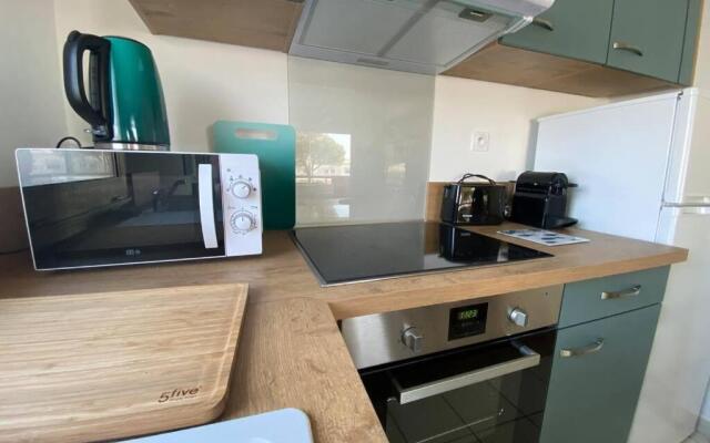 Cosy appt 4* face à Pontaillac - parking & WIFI