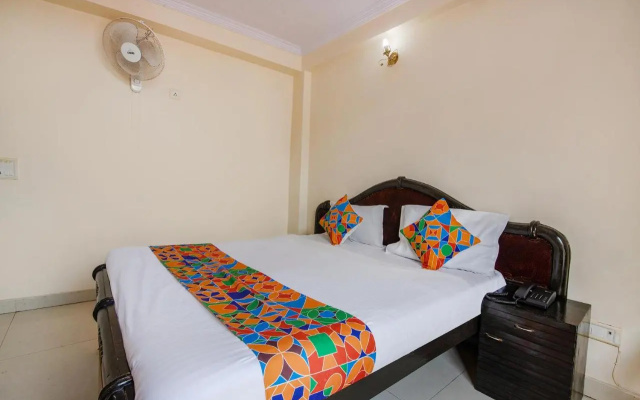 FabHotel Sapphire