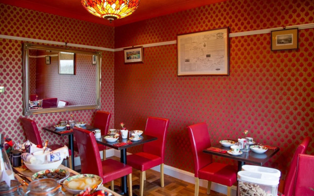 Fields Lodge Bed & Breakfast