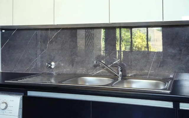 Antibes 18 West Road South Sandton