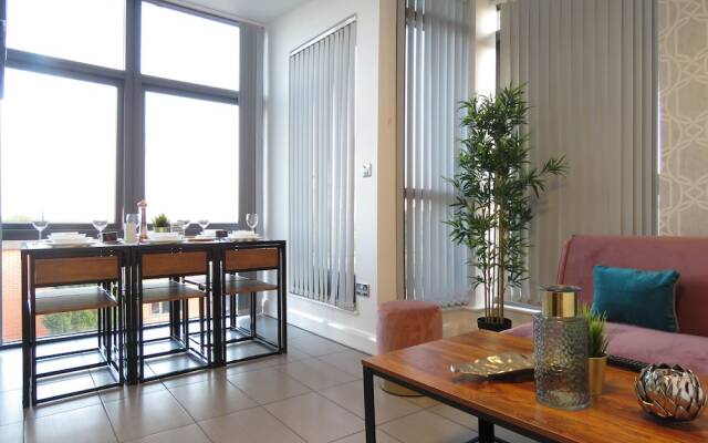 Tudors eSuites City Centre Apartment