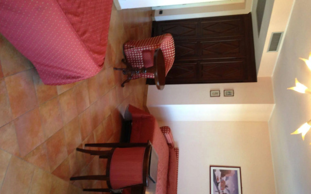Hotel Barolo