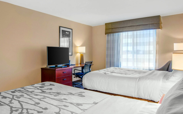 Sleep Inn & Suites