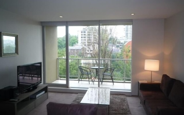 Wyndel Apartments - Harbour Watch