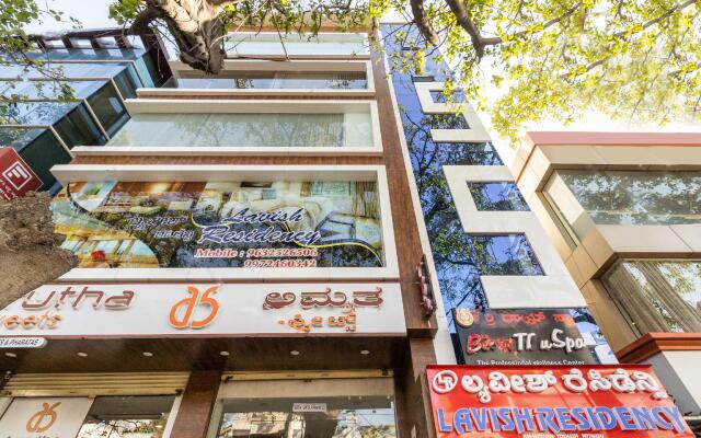 OYO 71184 Lavish Suites