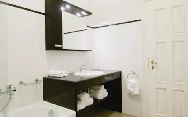 Grand Market Luxury Apartments