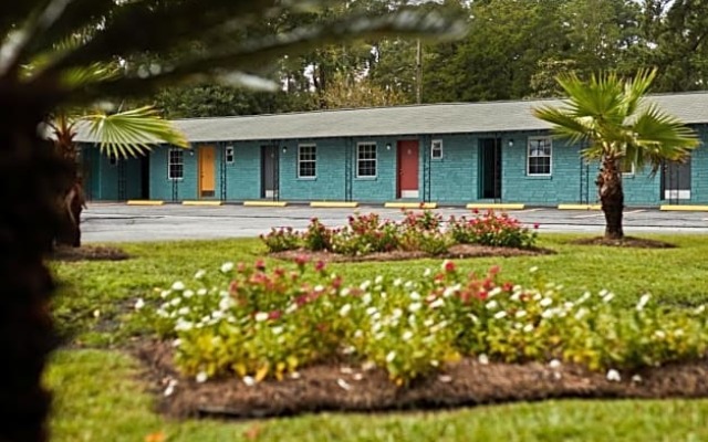 Carole Motel