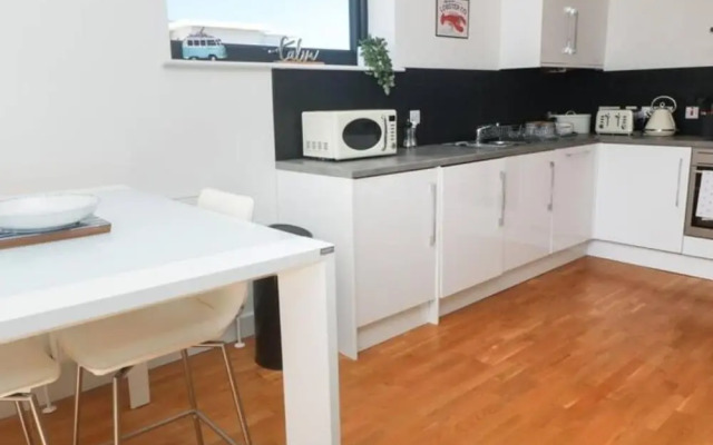 Newquay Near Beach Town Center Parking