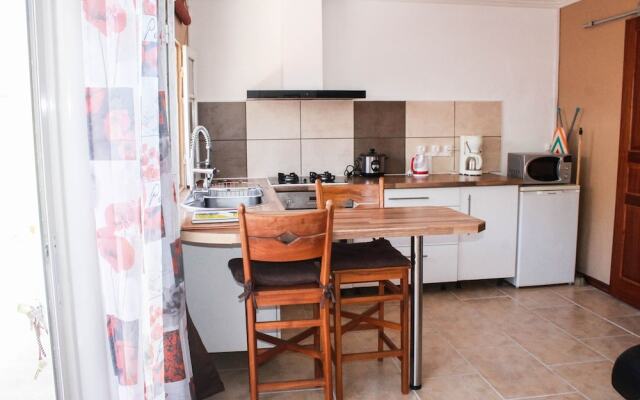 Studio in Cilaos, With Enclosed Garden - 42 km From the Beach