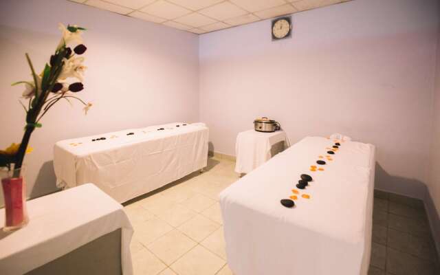 The Panari Hotel - Near Jomo Kenyatta International Airport