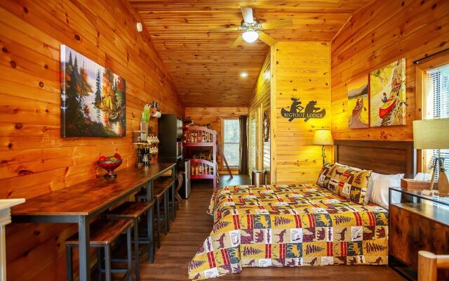 Bigfoot Lodge Room Four