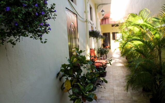 Colonial Charm Hostel
