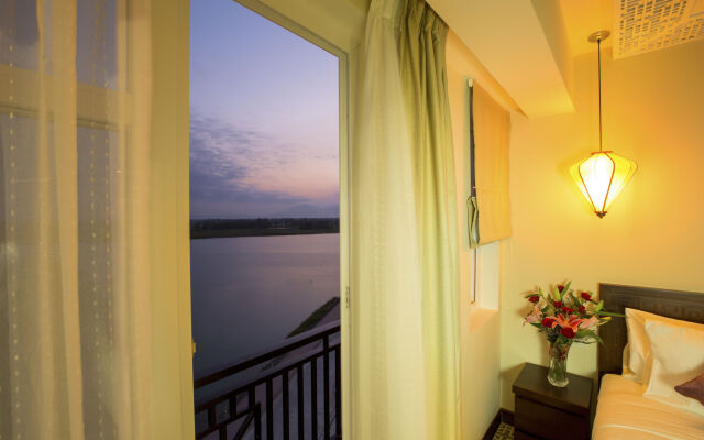 Royal Riverside Hoi An Hotel