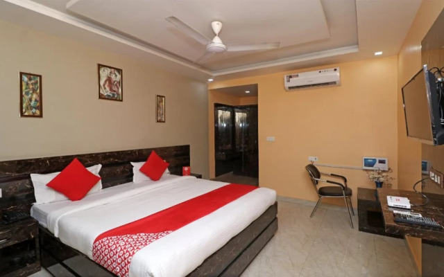 Oyo 26803 Hotel City Inn