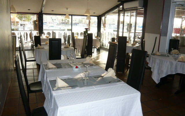 Hotel Port Beach