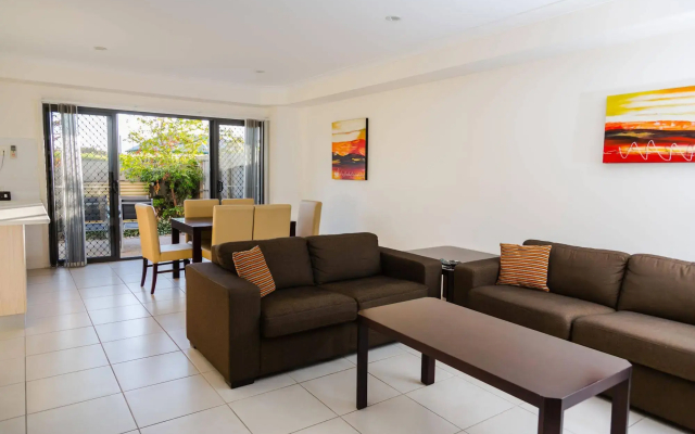 Gladstone Heights Executive Apartments