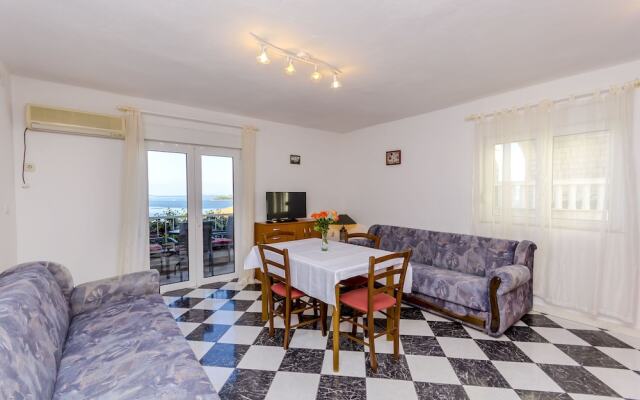 Apartments Zvonko