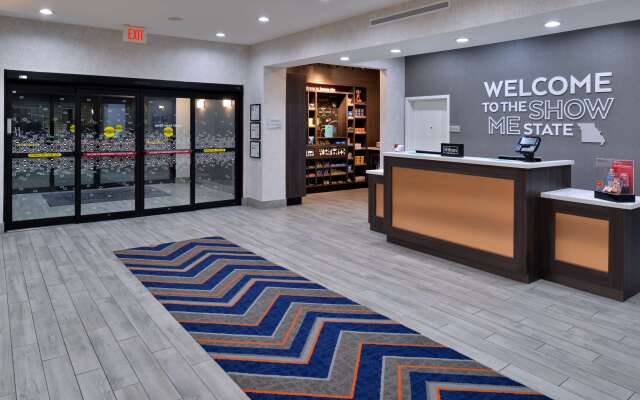 Hampton Inn Kansas City Northeast