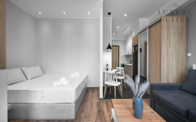 Wall Street Apartments, The Luxury Suites